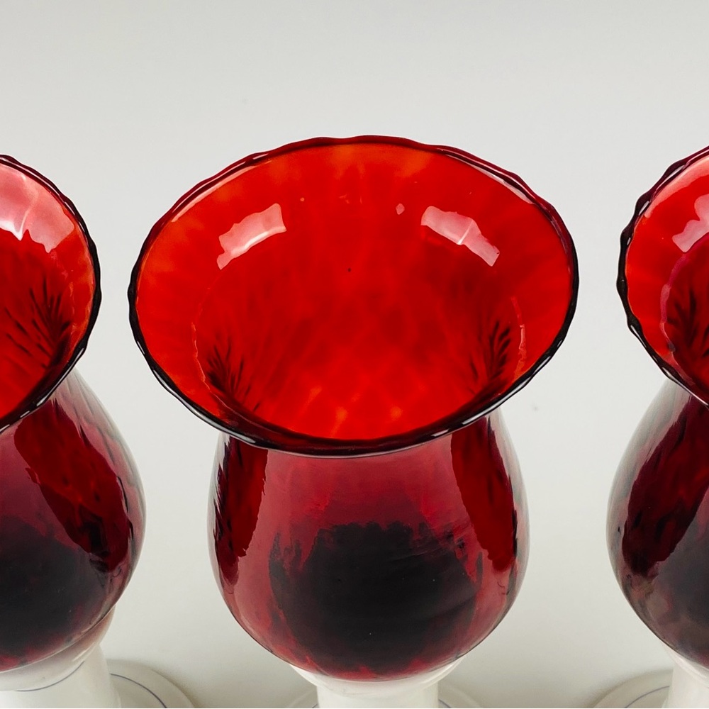 Home Interiors Ruby Red Candle Holders - Picture 5 of 9